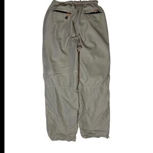 Khaki and green snow cargo